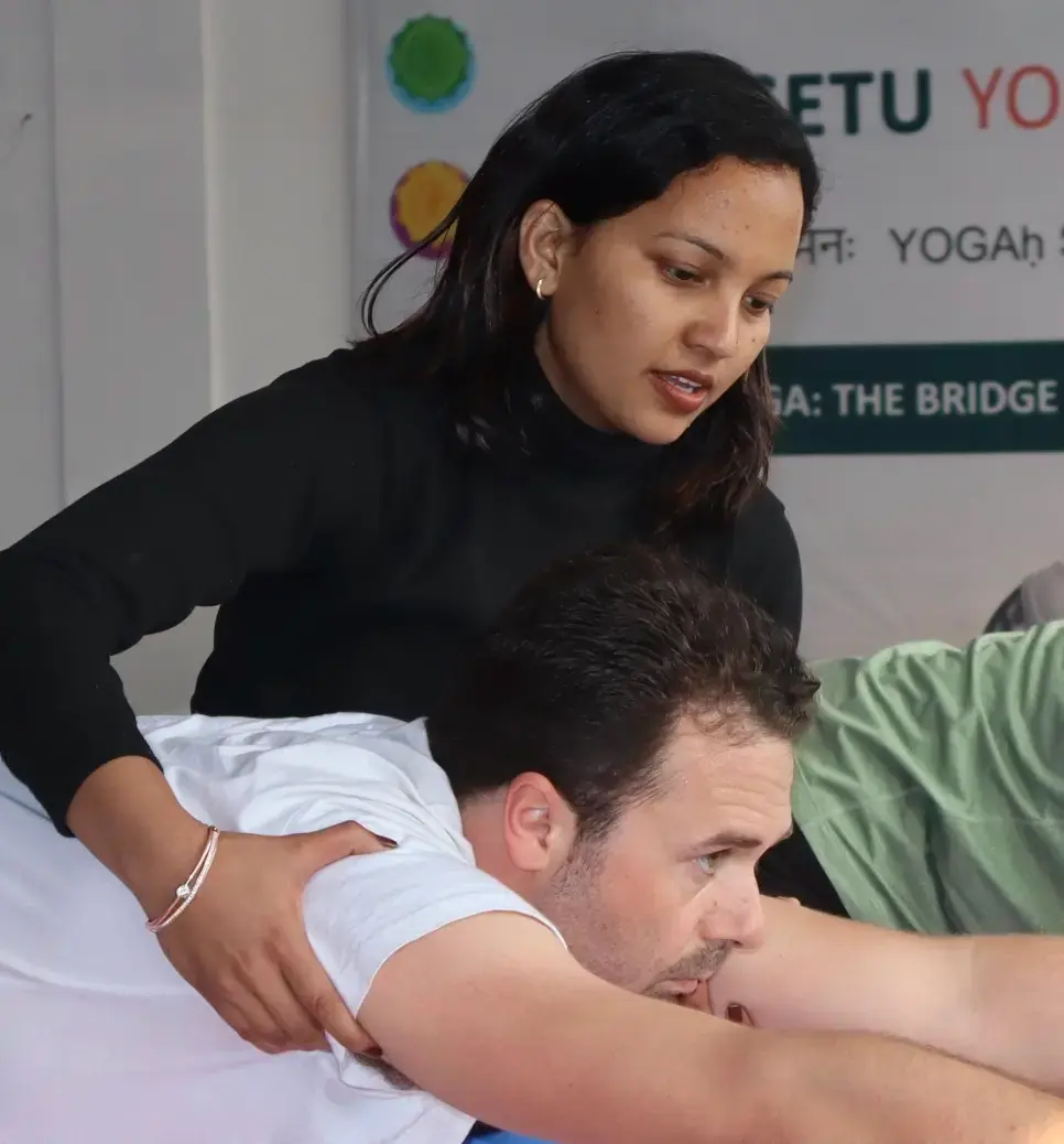 Neelam, Hatha and Vinyasa yoga teacher at Om Setu Yogashala